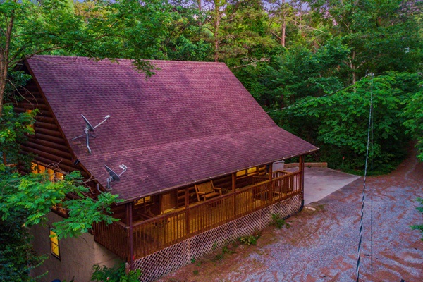 Enjoy serenity in nature and cabin life!